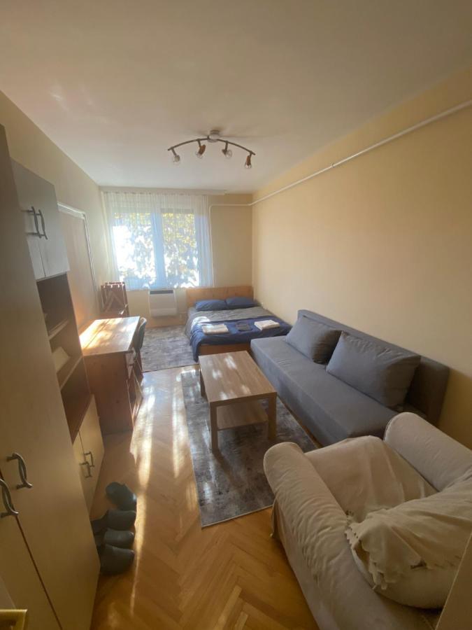 סגד Oeguenc'S Apartment מראה חיצוני תמונה